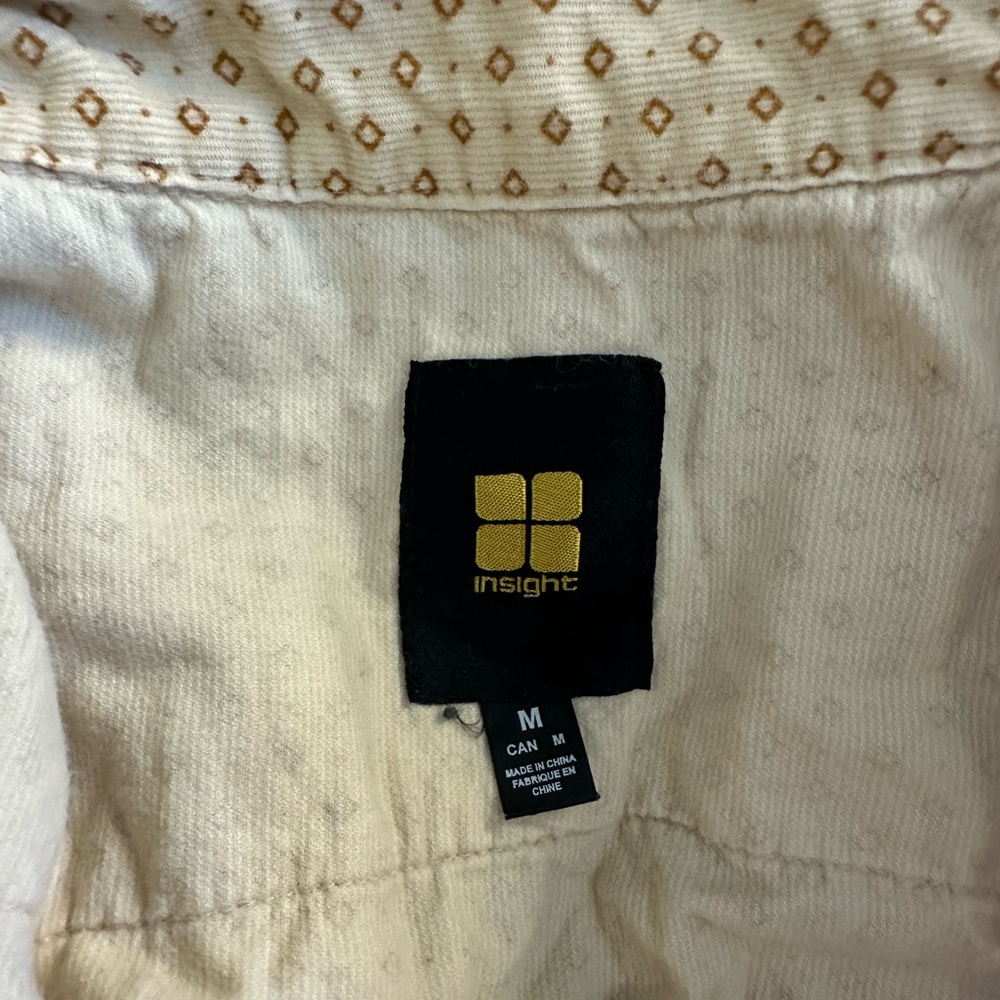 Cutest Button Up! - Picture 4 of 4